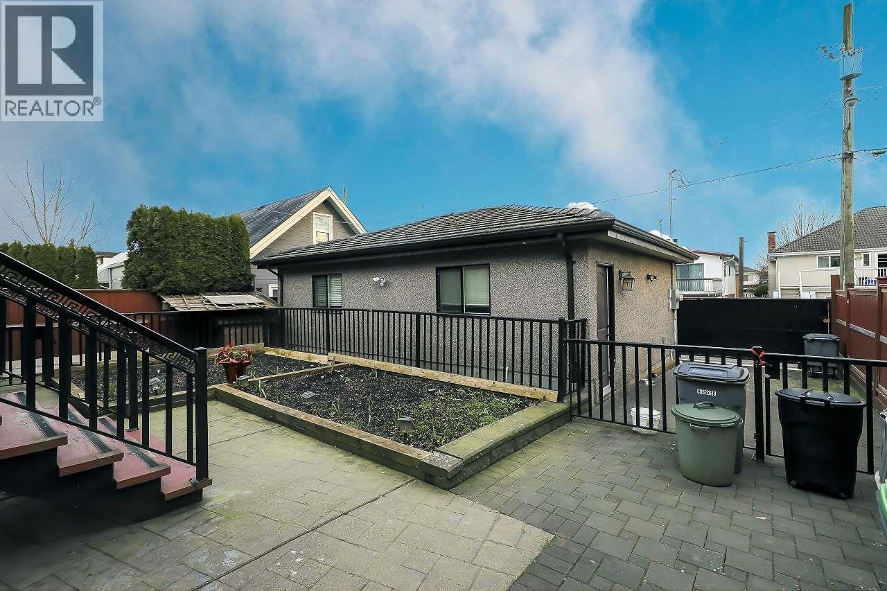 66 W 44th Avenue, Vancouver, British Columbia  V5Y 2V1 - Photo 5 - R3175866