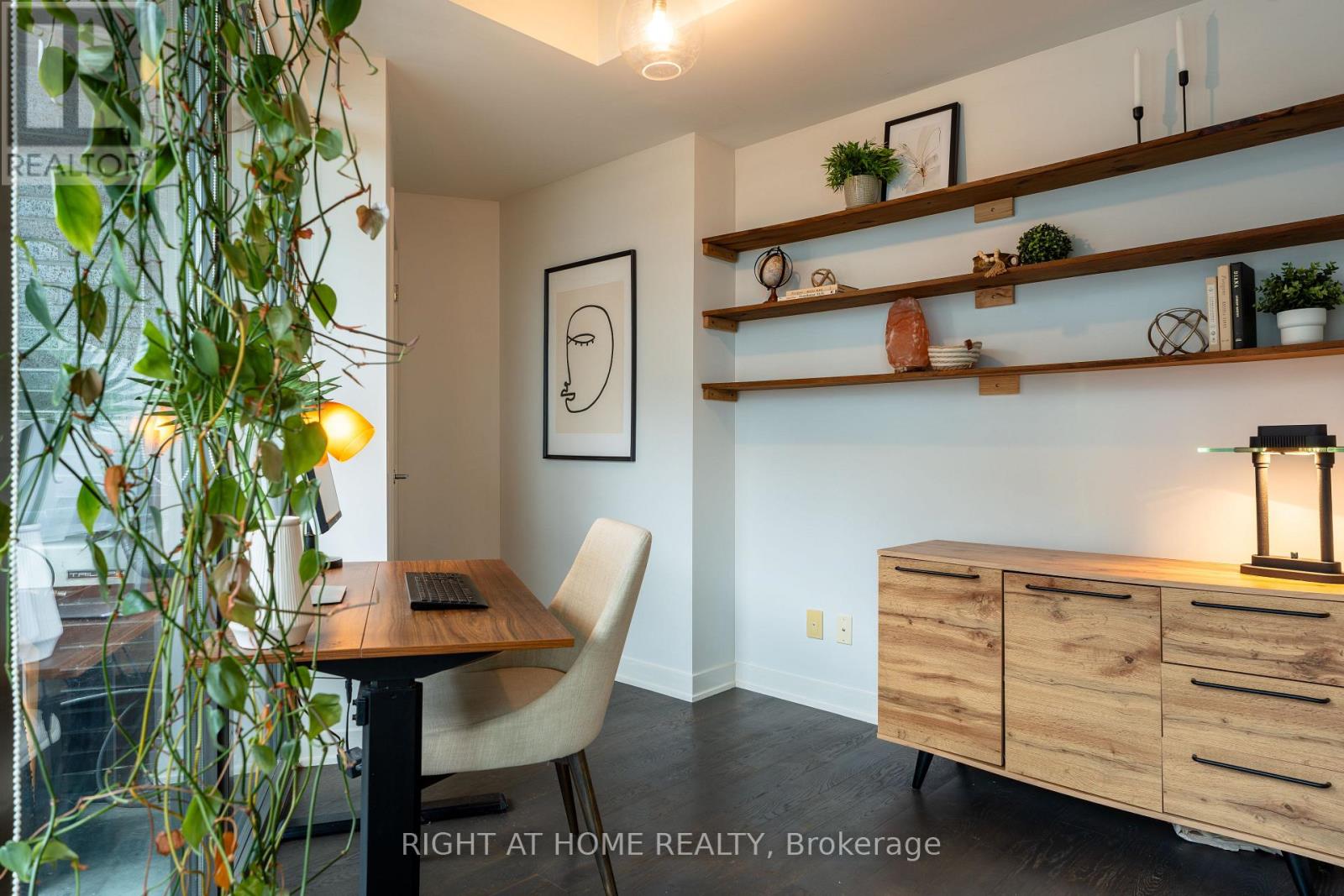 702 - 1201 Dundas Street E, Toronto (South Riverdale), Ontario  M4M 1S2 - Photo 18 - E14089650