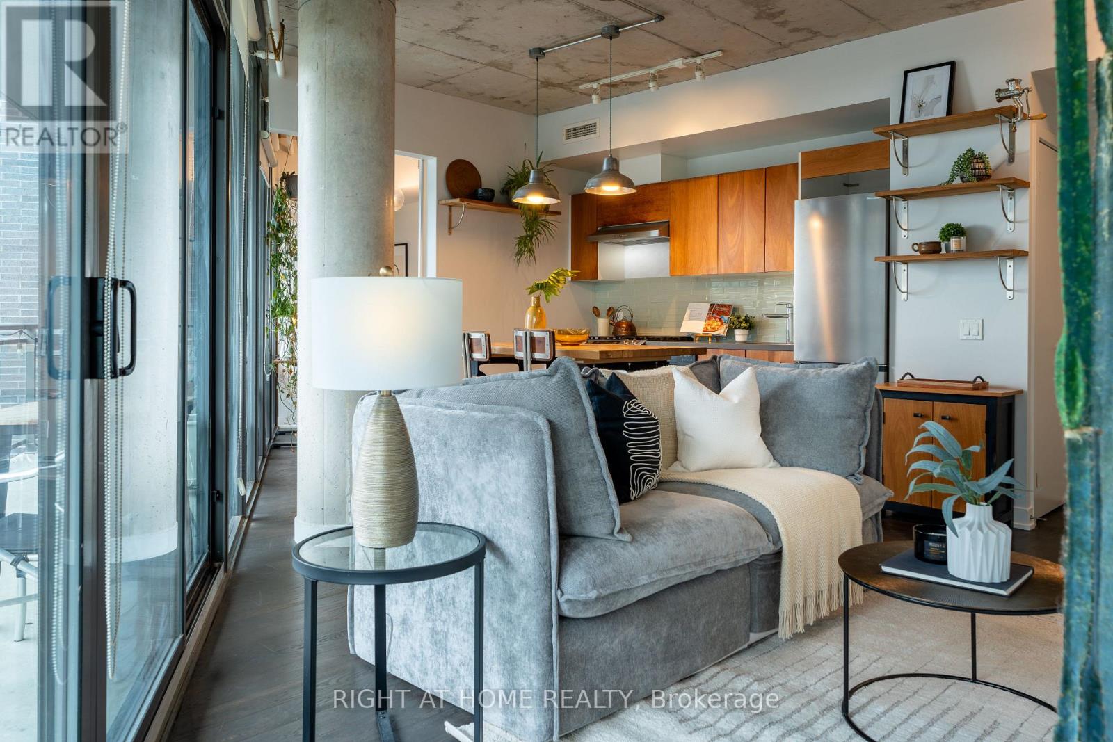 702 - 1201 Dundas Street E, Toronto (South Riverdale), Ontario  M4M 1S2 - Photo 3 - E14089650