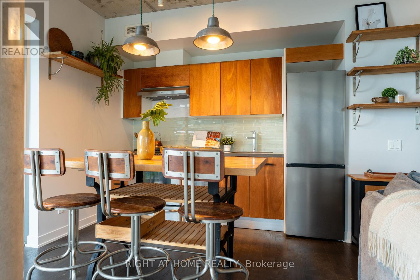 702 - 1201 Dundas Street E, Toronto (South Riverdale), Ontario  M4M 1S2 - Photo 7 - E14089650