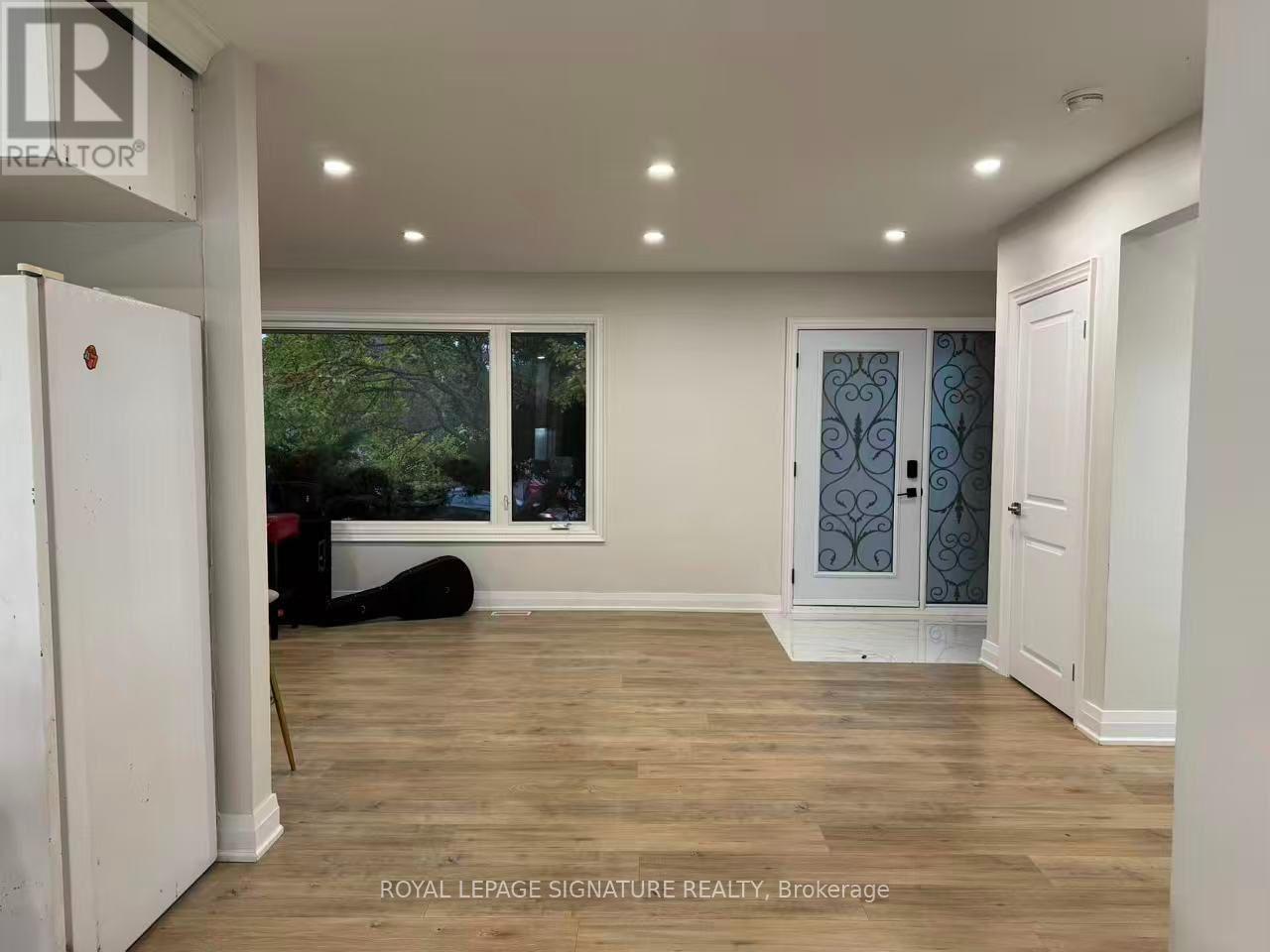 120 Earlton Road, Toronto (Tam O'shanter-Sullivan), Ontario  M1T 2R6 - Photo 14 - E14089666