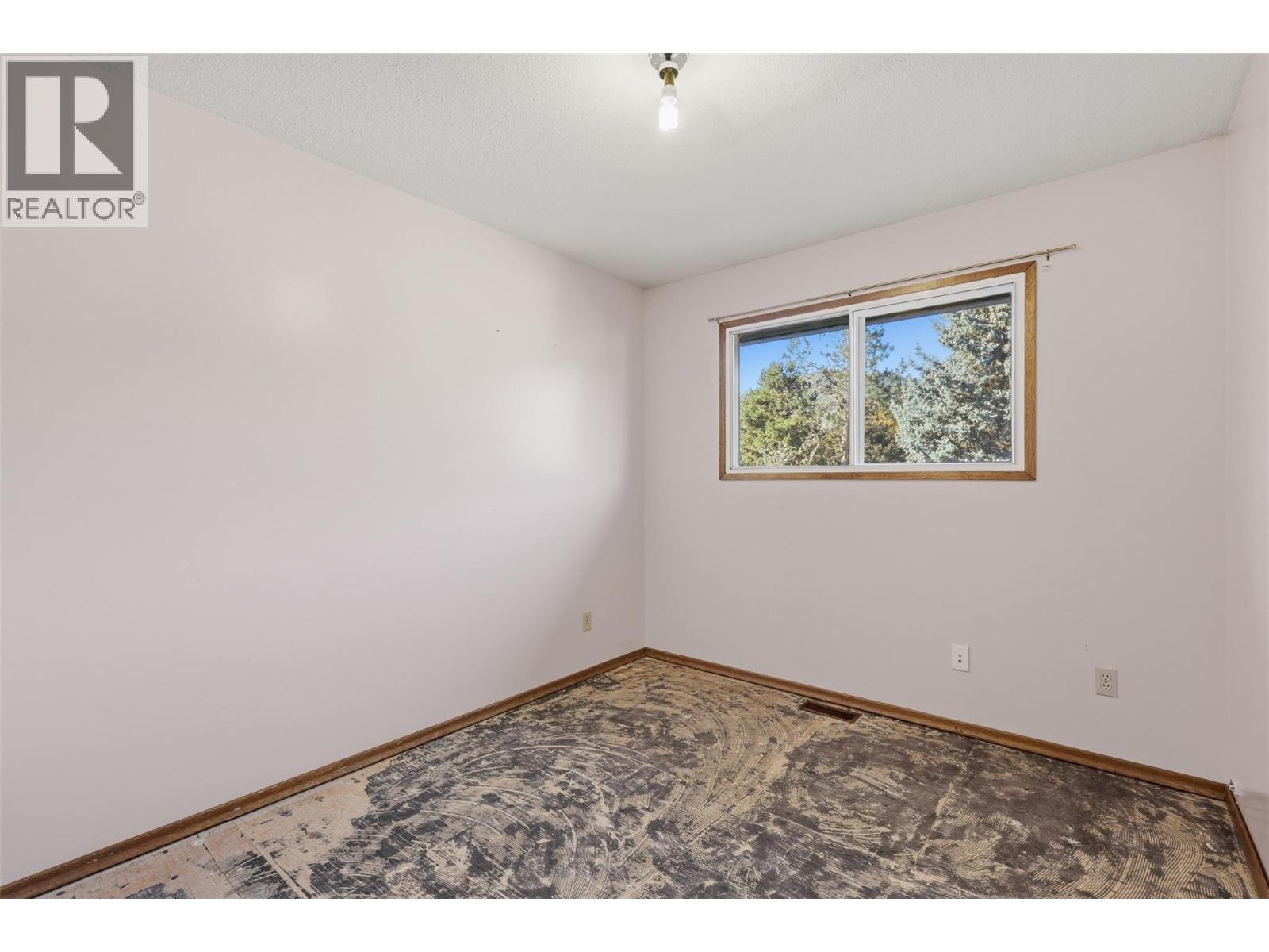 4569 Spurraway Road, Kamloops, British Columbia  V2H 1M8 - Photo 24 - 10403393