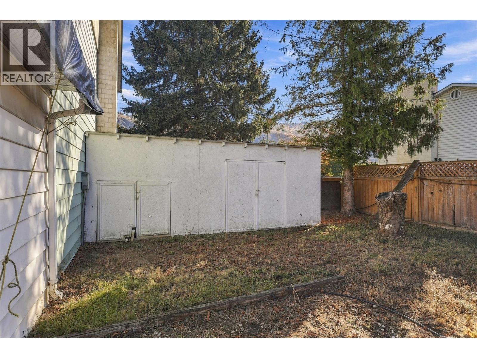 4569 Spurraway Road, Kamloops, British Columbia  V2H 1M8 - Photo 35 - 10403393