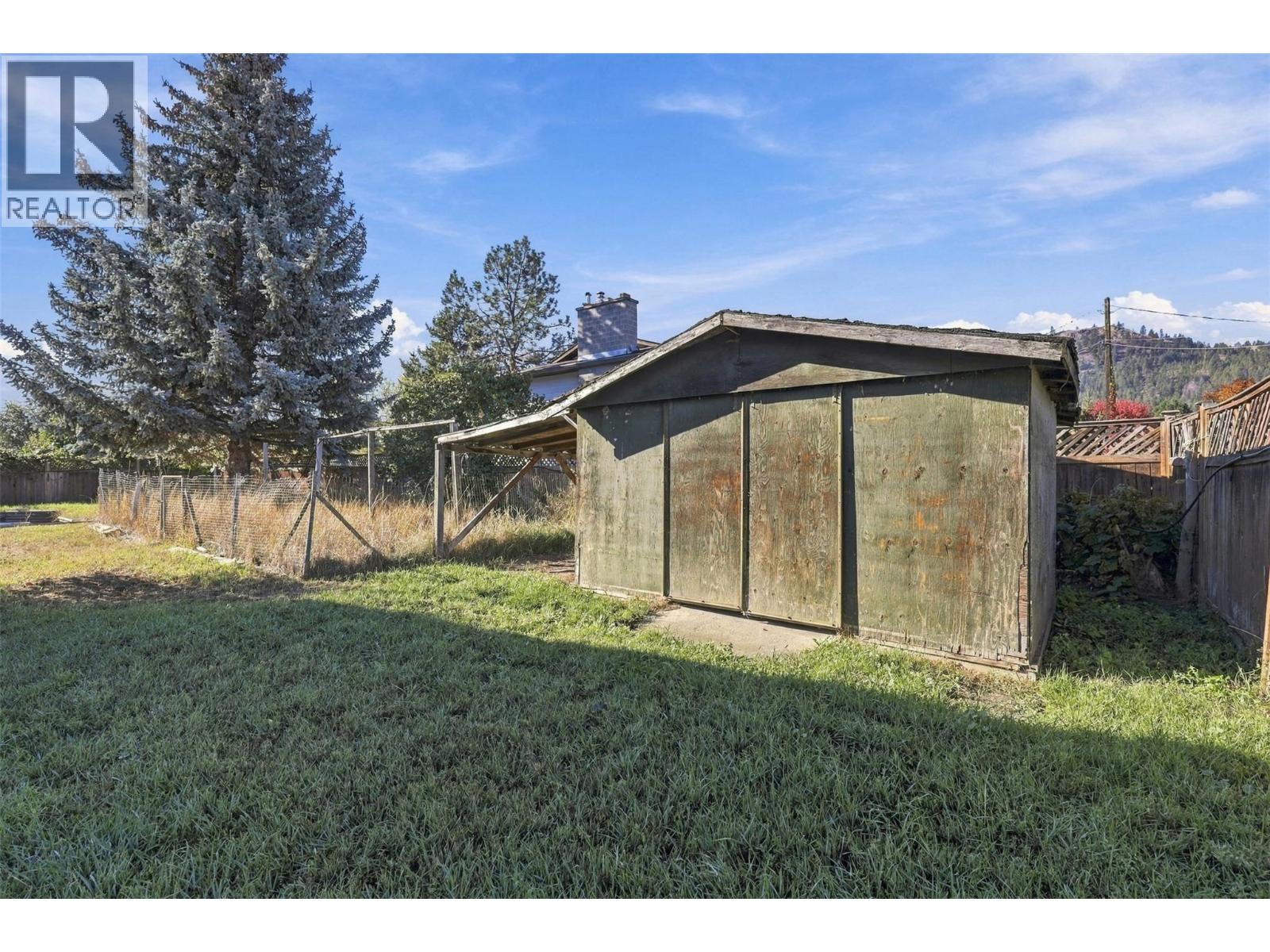 4569 Spurraway Road, Kamloops, British Columbia  V2H 1M8 - Photo 48 - 10403393