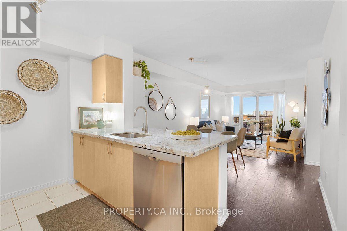 822 - 61 Heintzman Street, Toronto, Ontario  M6P 5A2 - Photo 3 - W14089682