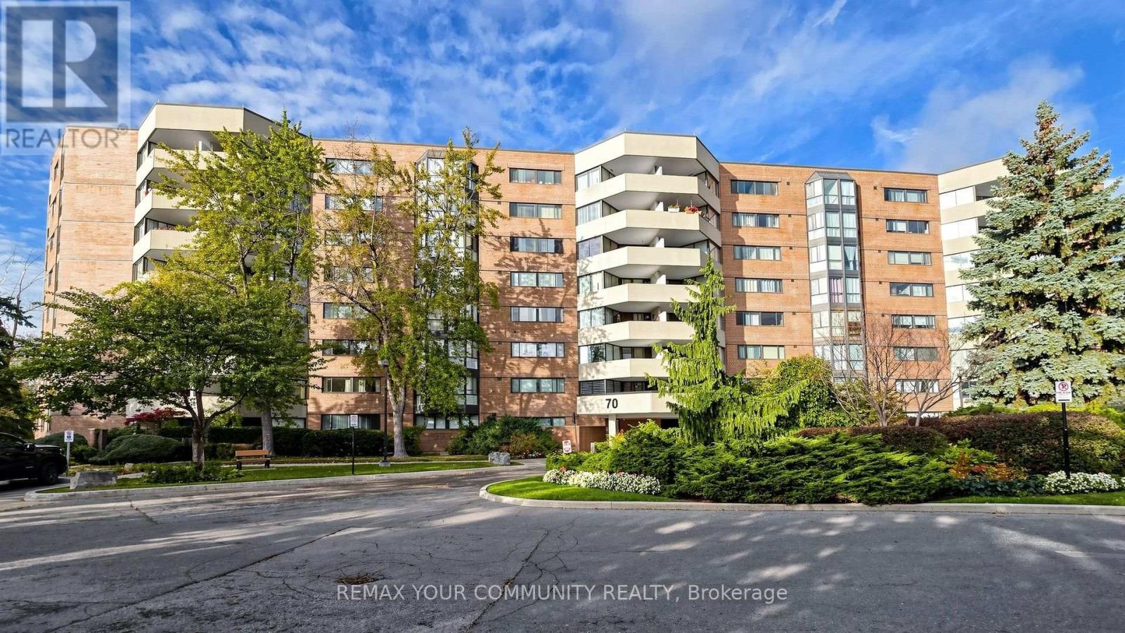 608 - 70 Baif Boulevard, Richmond Hill, Ontario  L4C 5L2 - Photo 2 - N14086936