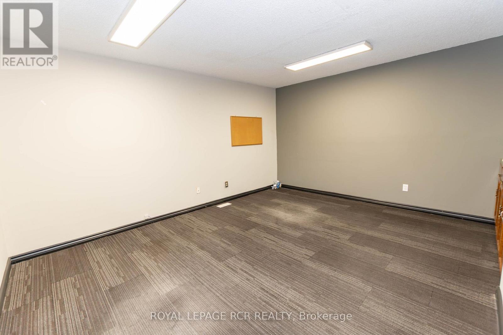 4 Clara Street, Orangeville, Ontario  L9W 2H6 - Photo 24 - W13679074