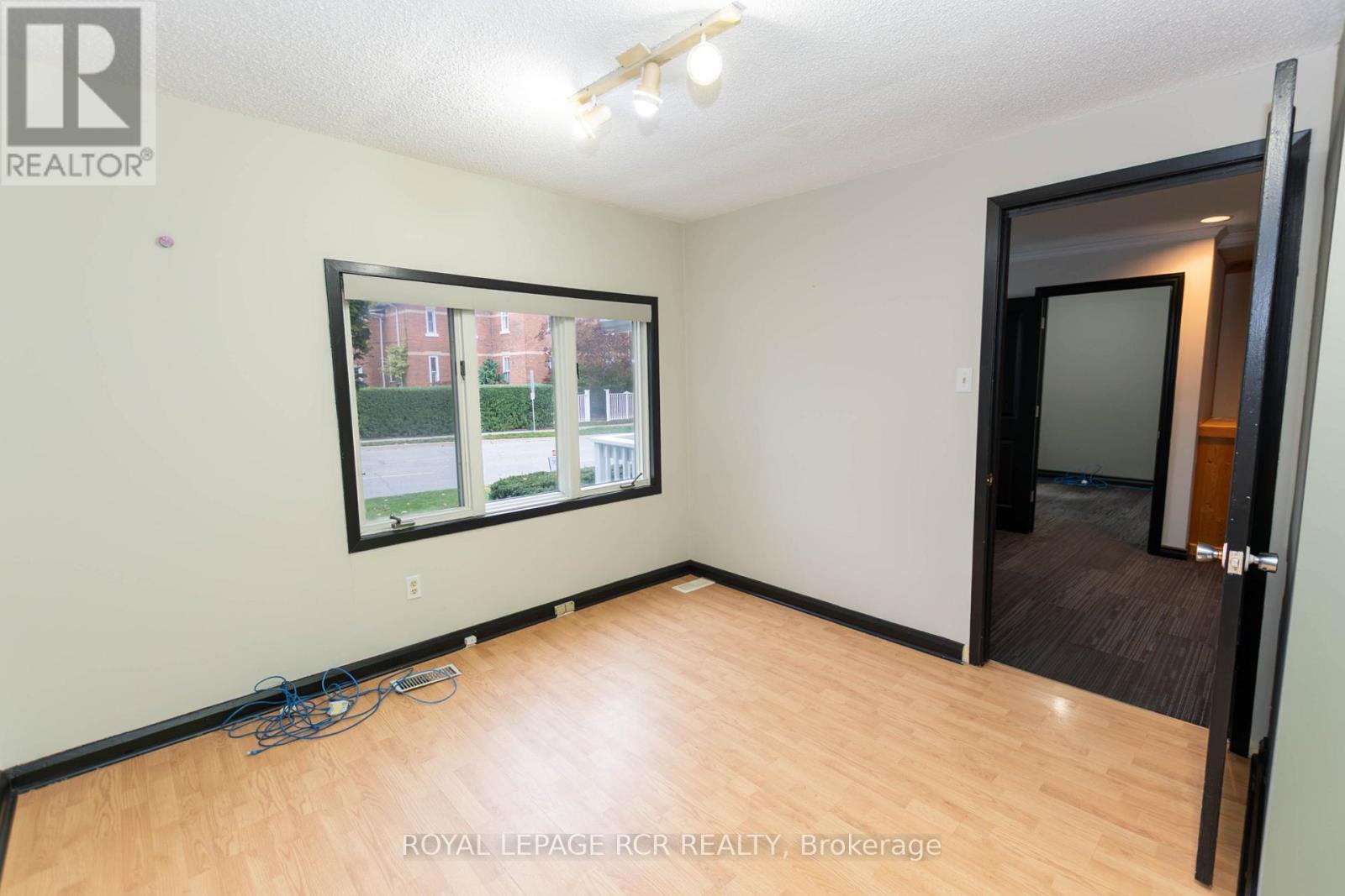 4 Clara Street, Orangeville, Ontario  L9W 2H6 - Photo 39 - W13679074
