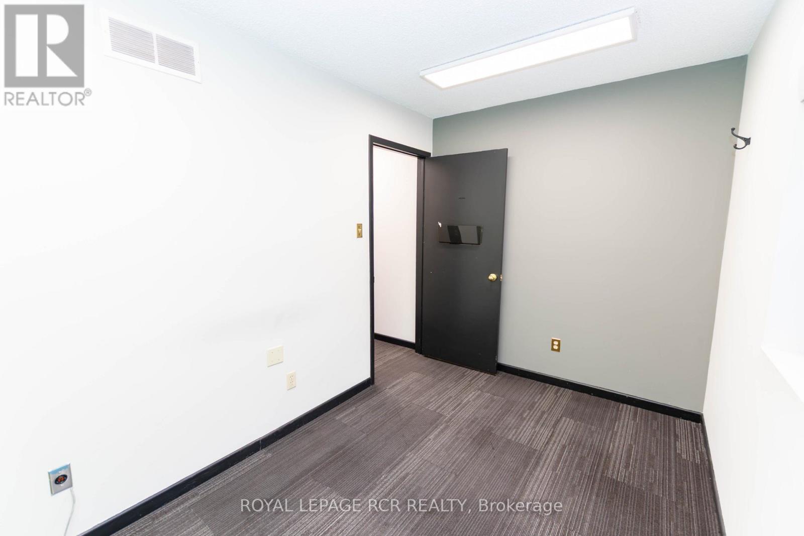 4 Clara Street, Orangeville, Ontario  L9W 2H6 - Photo 36 - W13679074
