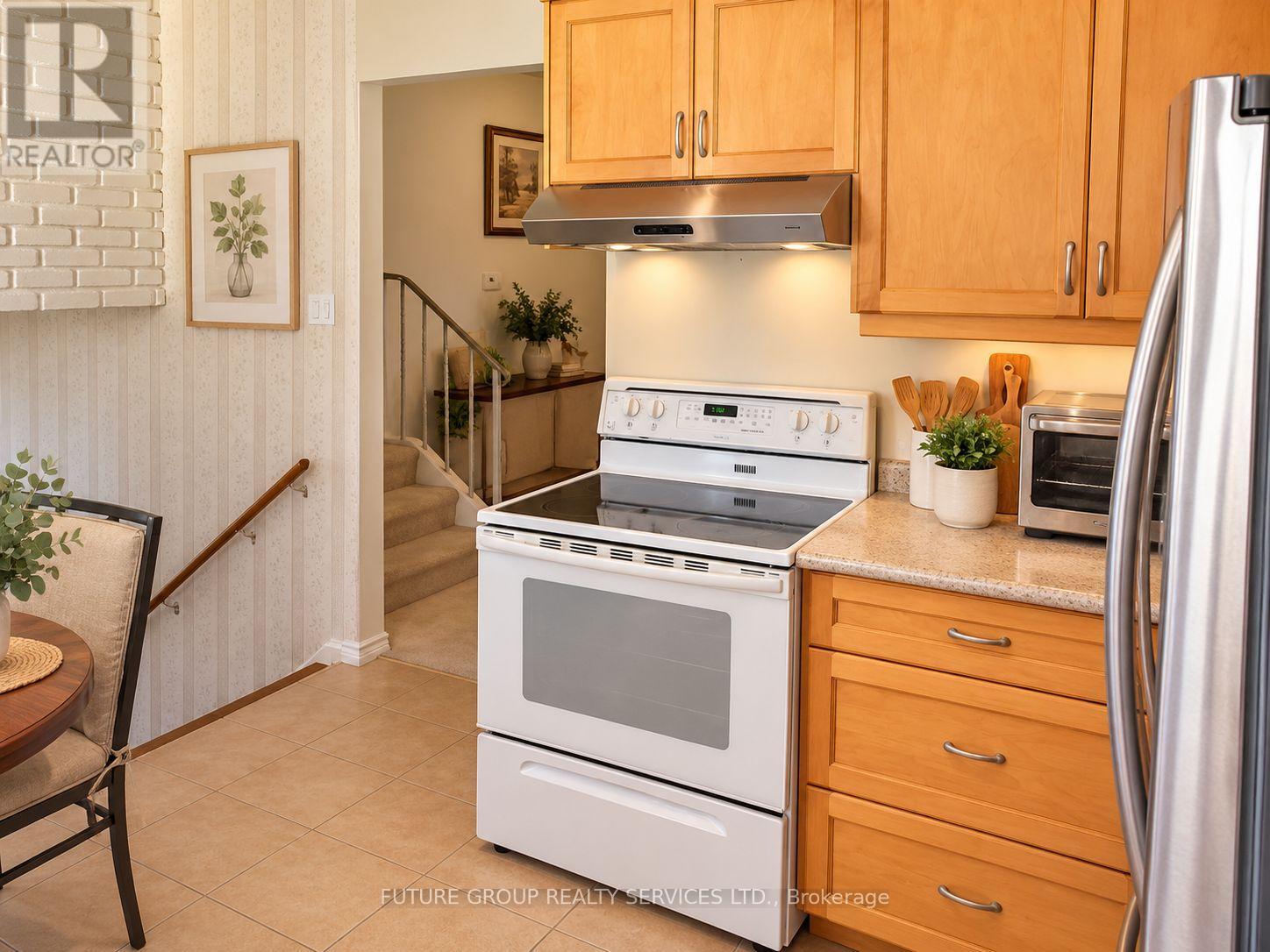 2774 Bucklepost Crescent, Mississauga, Ontario  L5N 1X5 - Photo 4 - W13785666