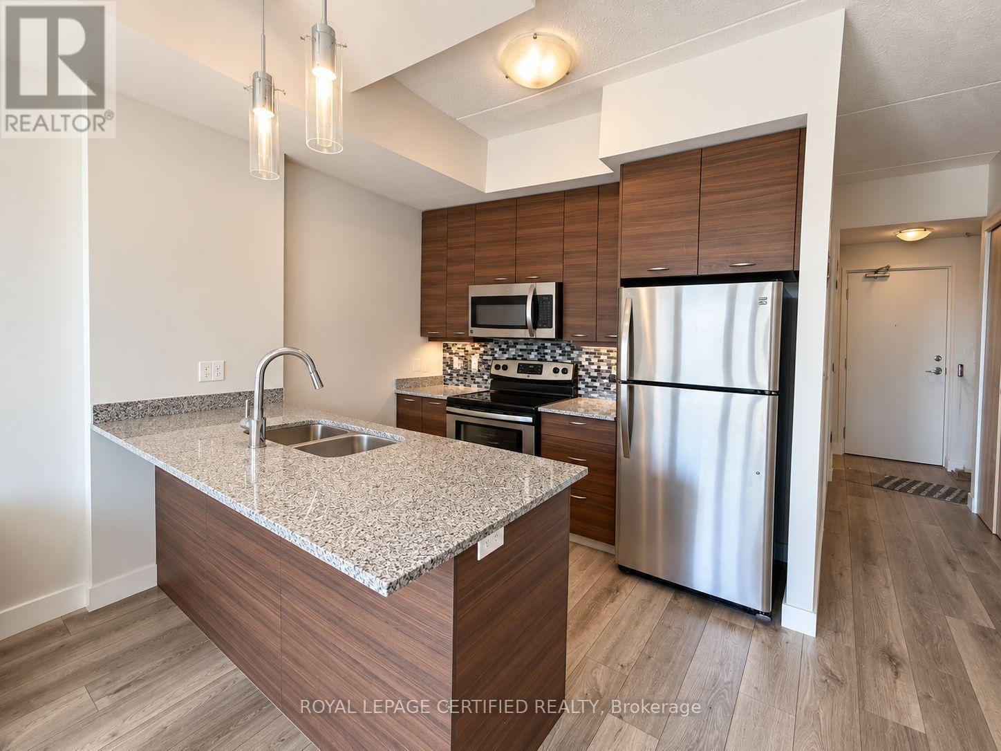 1001 - 318 Spruce Street S, Waterloo, Ontario  N2L 3M7 - Photo 4 - X14089658