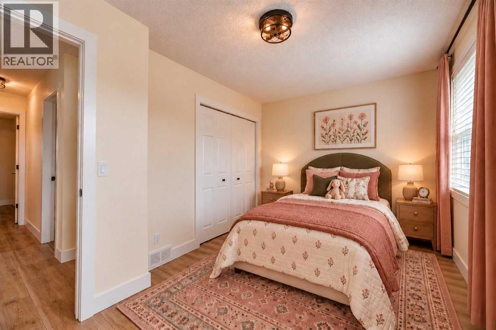 20 Taracove Crescent NE