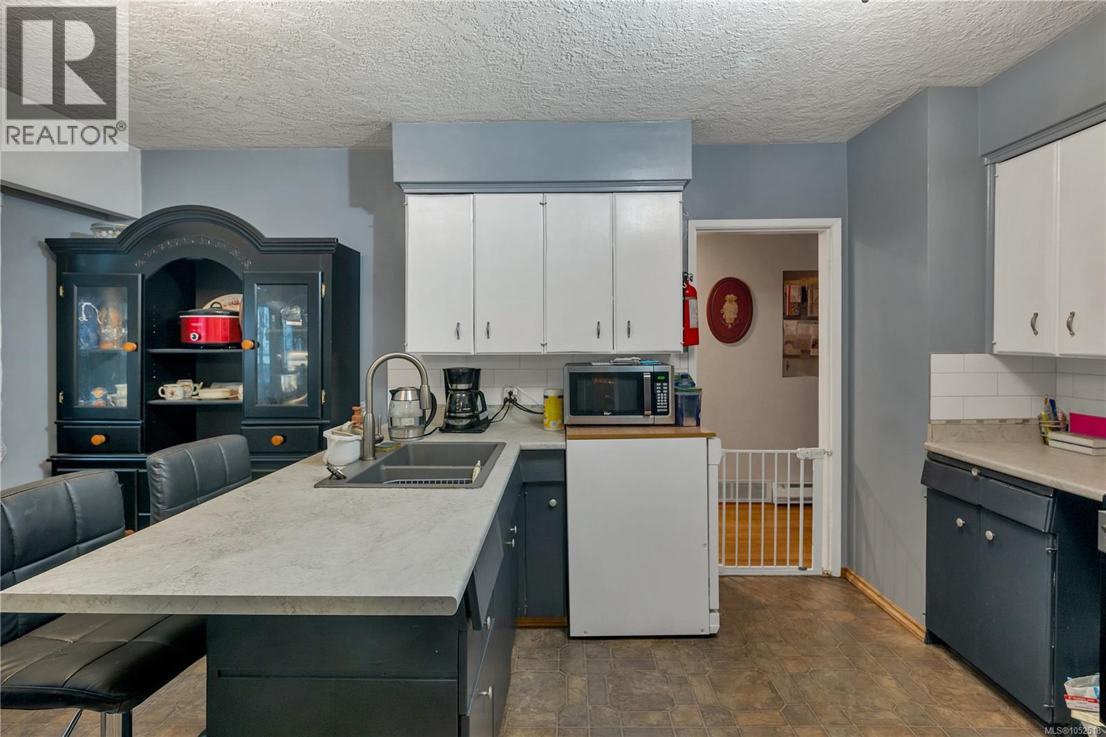 157 Seabreeze Dr
