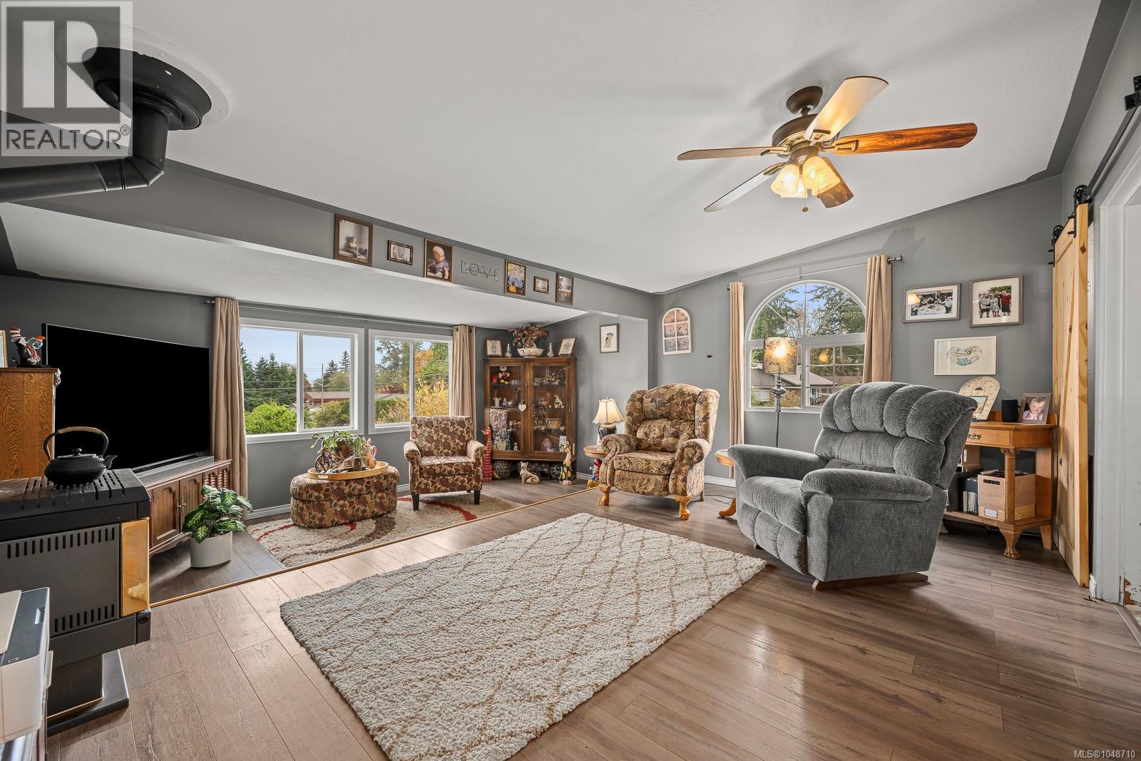 134 Surfside Dr
