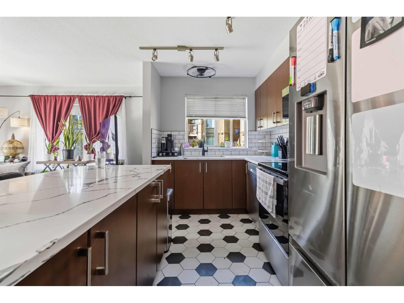 111 45555 YALE ROAD|Chilliwack Proper South