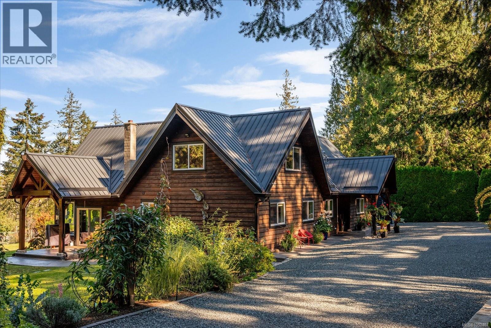 521 Fourneau Way