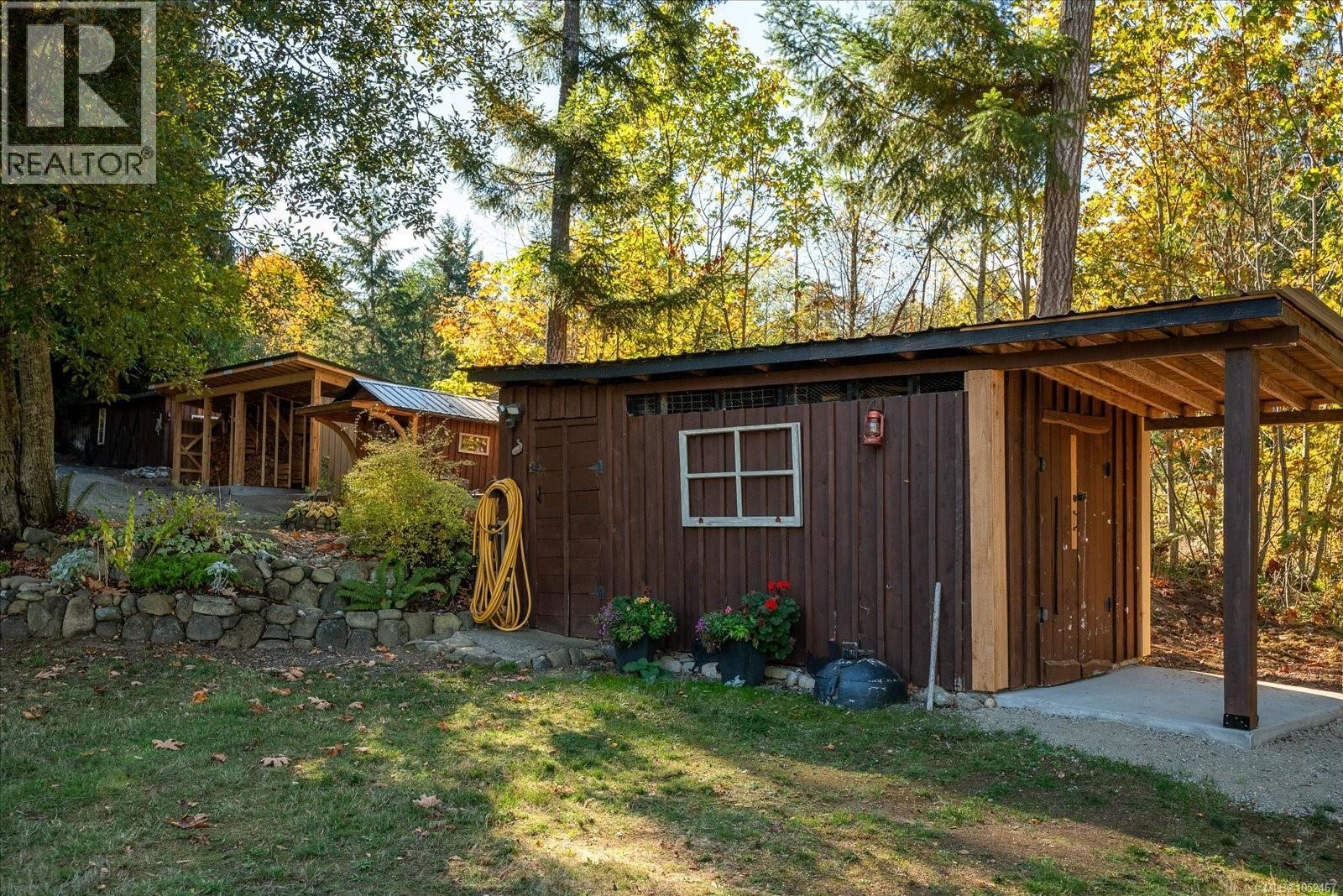 521 Fourneau Way