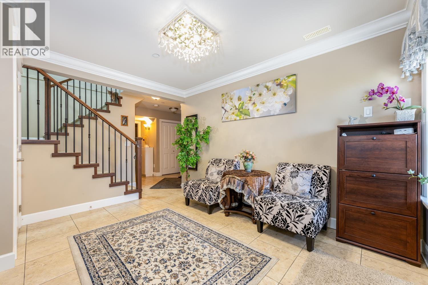 23611 Bryant Drive, Maple Ridge, British Columbia  V4R 0B7 - Photo 4 - R3176049