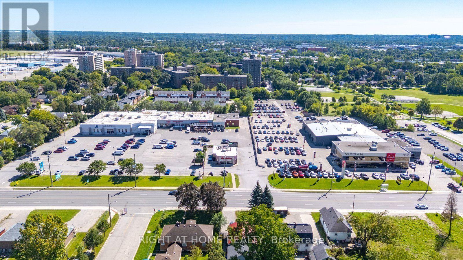 36 Wethered Street, London East, Ontario  N5Y 1G9 - Photo 6 - X14086802