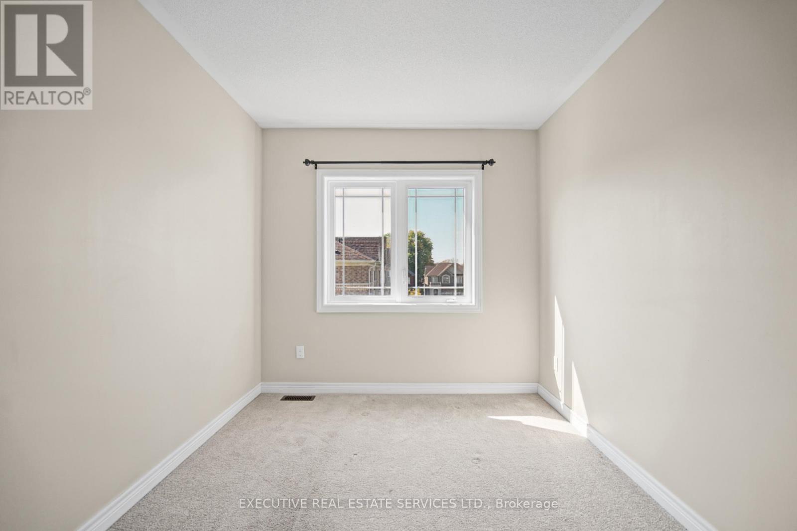 20 Waterstone Way, Whitby (Williamsburg), Ontario  L1M 0M3 - Photo 40 - E14089704