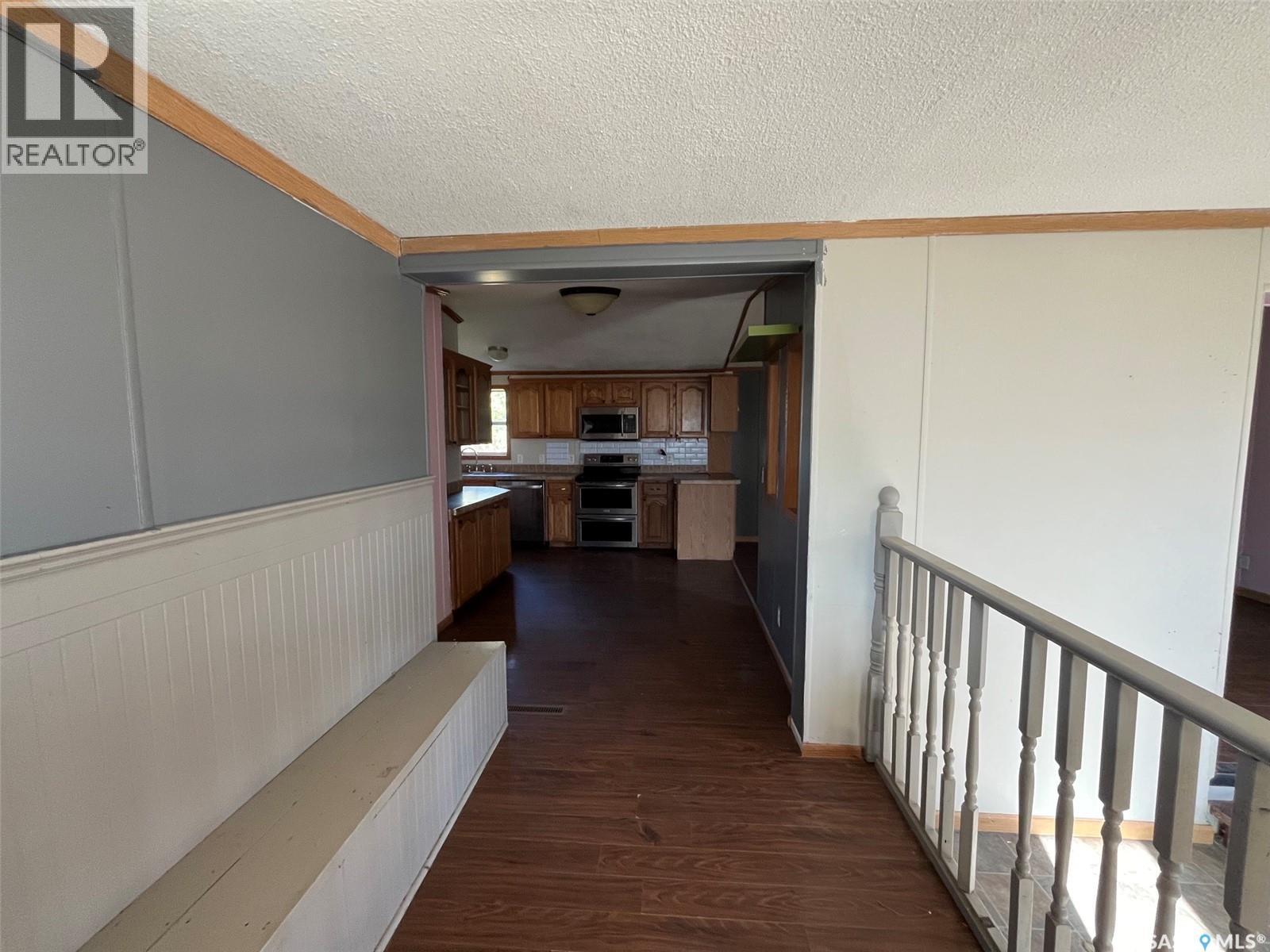 83 106 1st Avenue, Weyburn, Saskatchewan  S4H 2J1 - Photo 13 - SK051268
