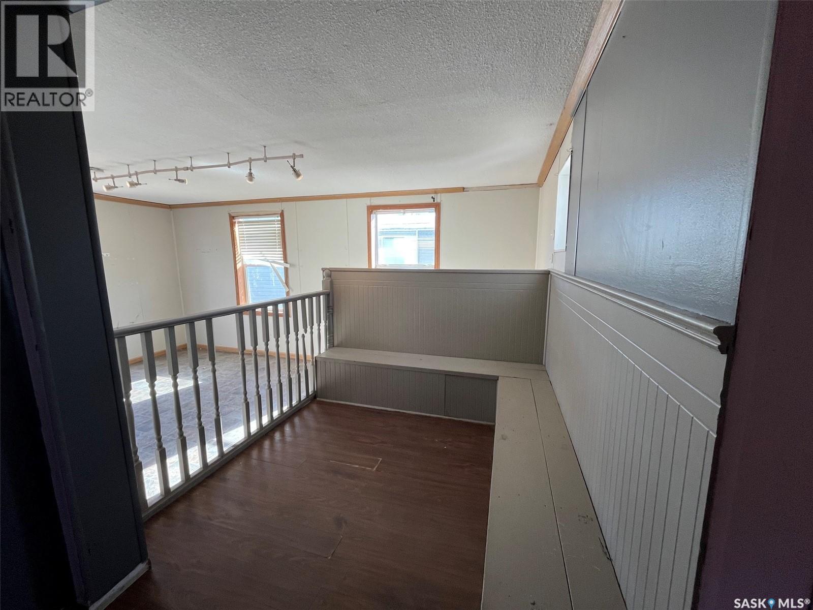 83 106 1st Avenue, Weyburn, Saskatchewan  S4H 2J1 - Photo 20 - SK051268