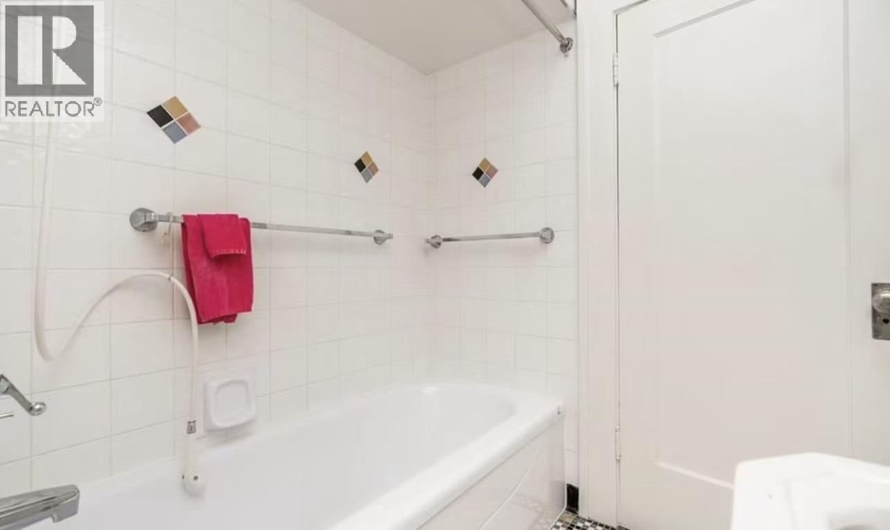 2000 West 43rd Avenue, Vancouver, British Columbia  V6M 2C7 - Photo 17 - R3175599