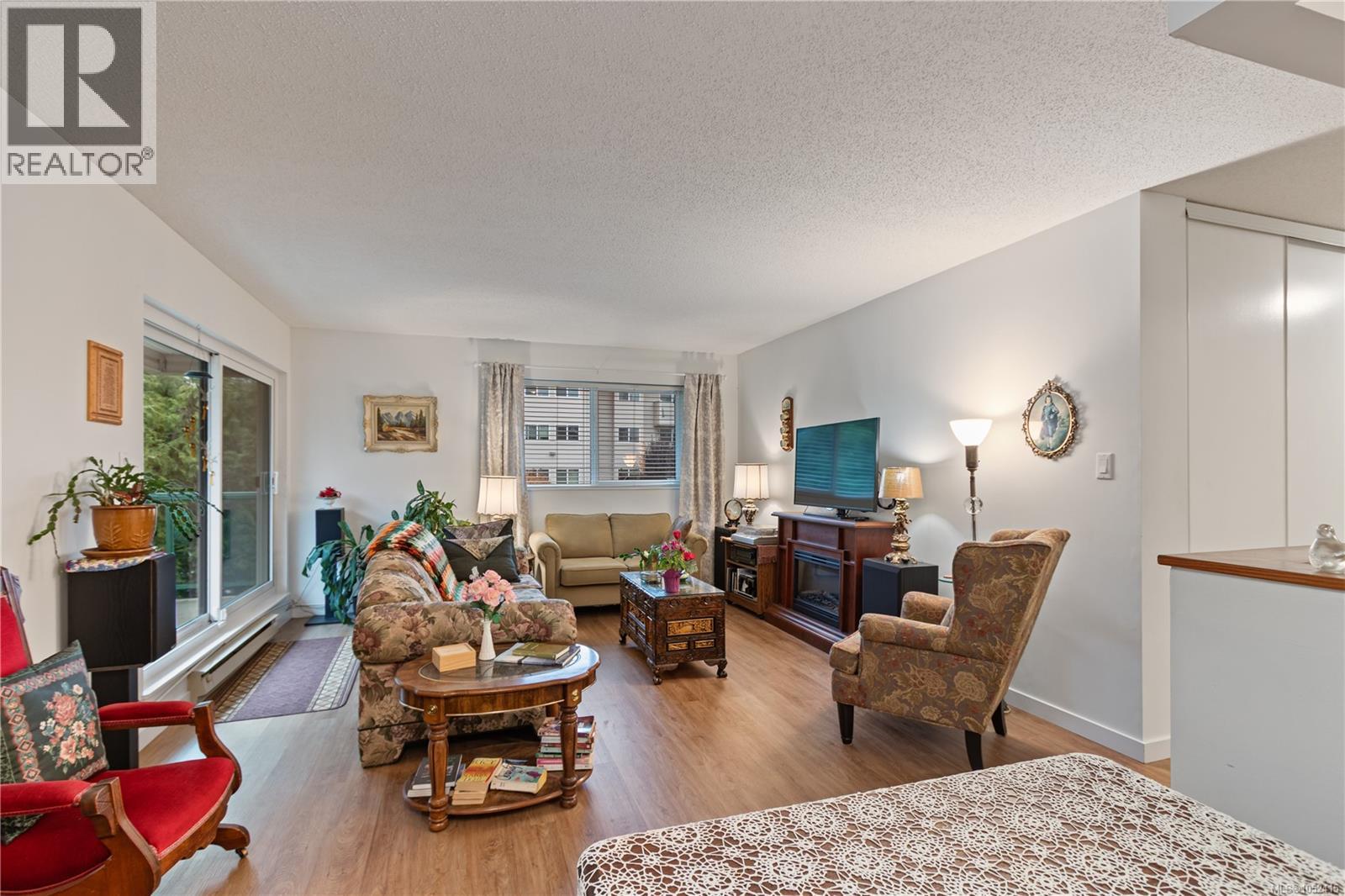 311 6715 Dover Rd