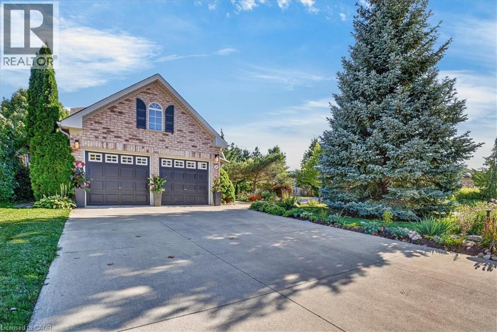 147 Reiber Court, Waterloo, Ontario  N2L 6N2 - Photo 7 - 40864016