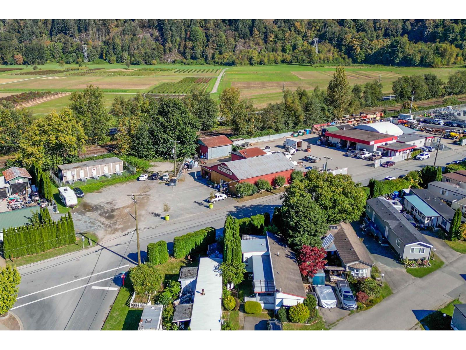 7323 PIONEER AVENUE|Agassiz