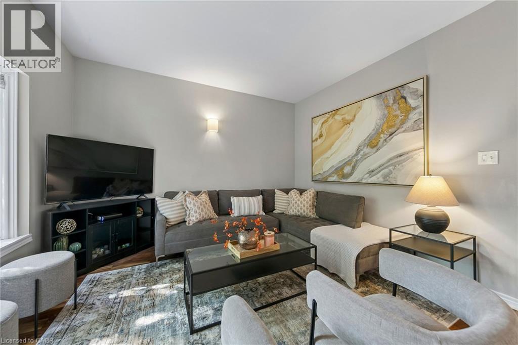 2024 Grovetree Lane, Burlington, Ontario  L7R 4V4 - Photo 10 - 40870164