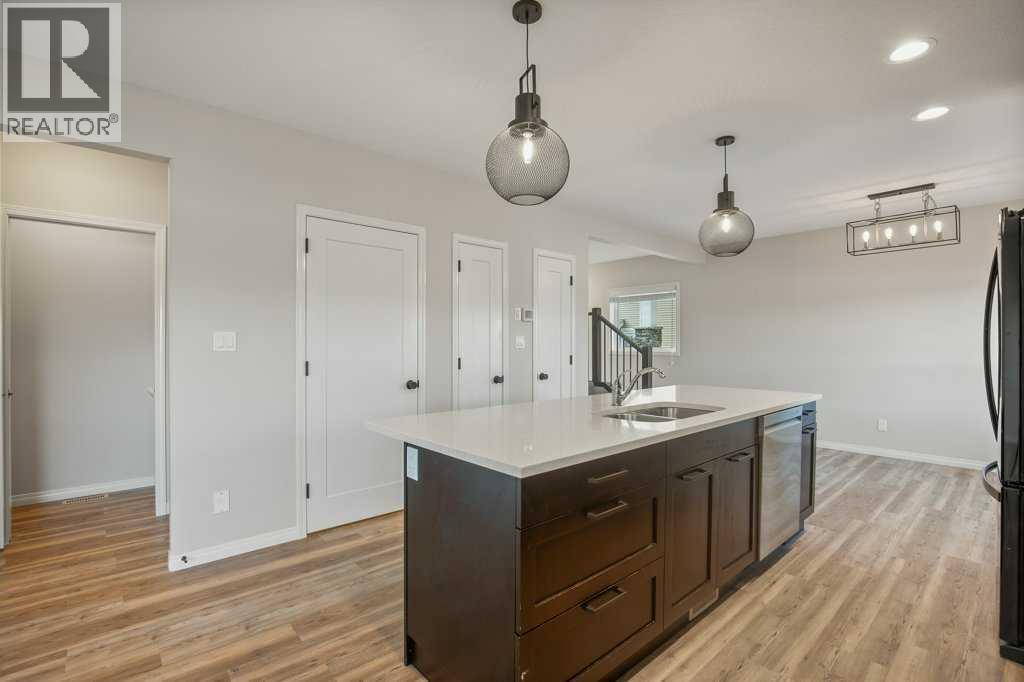 1 Coventry Close, Blackfalds, Alberta  T4M 0A8 - Photo 8 - A2350666