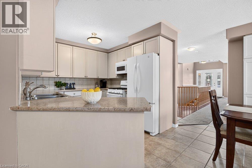 272 Gatestone Drive, Stoney Creek, Ontario  L8J 3Y8 - Photo 24 - 40871645