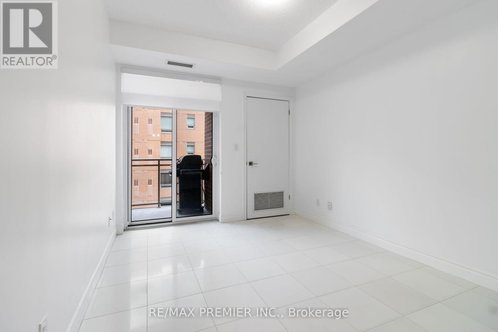 407 - 281 Woodbridge Avenue, Vaughan, Ontario  L4L 0C6 - Photo 26 - N14089726