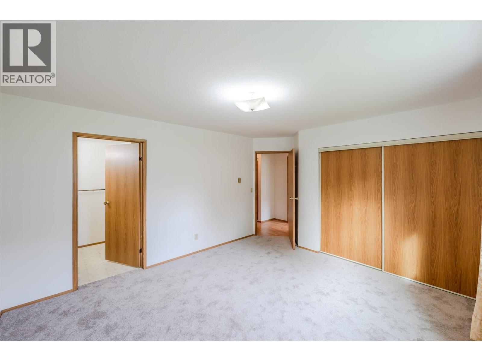 232 Kinney Avenue Unit# 105