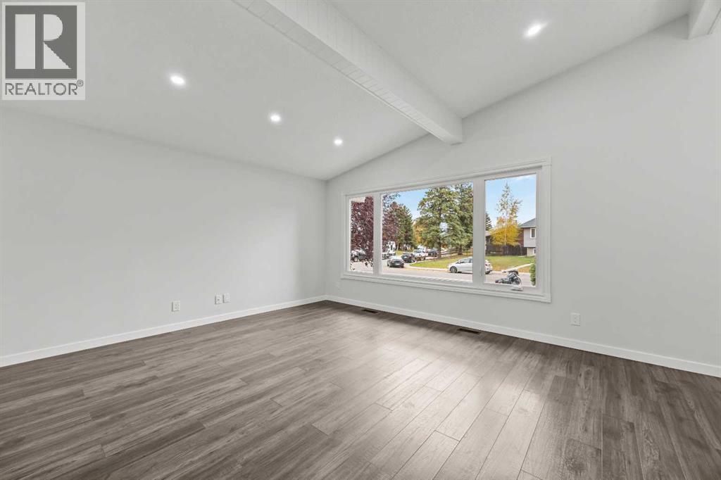 467 Queen Charlotte Road SE, Calgary, Alberta  T2J 5H8 - Photo 4 - A2352096