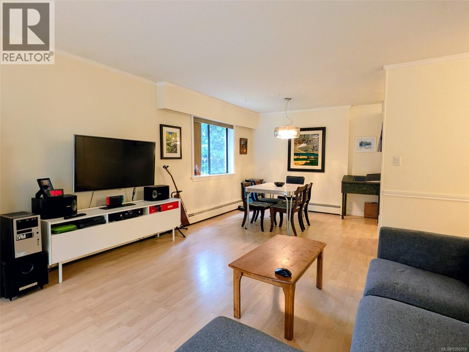 101 1050 Park Blvd, Victoria, British Columbia  V8V 2T4 - Photo 10 - 1050315