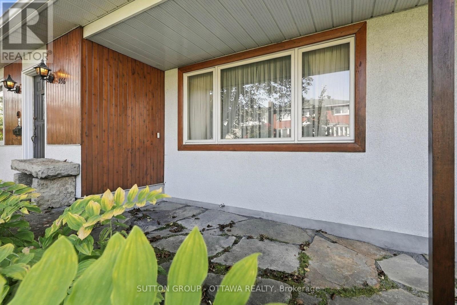 556 Westminster Avenue NW, Ottawa, Ontario  K2A 2V3 - Photo 3 - X14089778