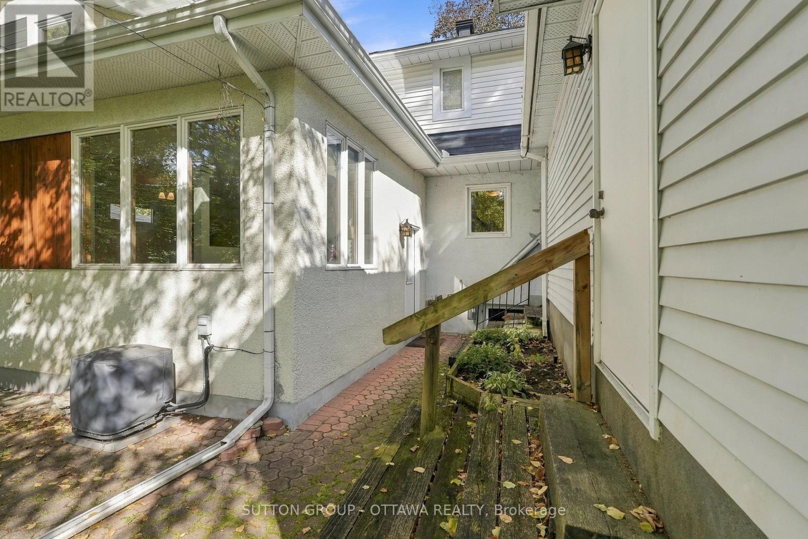 556 Westminster Avenue NW, Ottawa, Ontario  K2A 2V3 - Photo 47 - X14089778