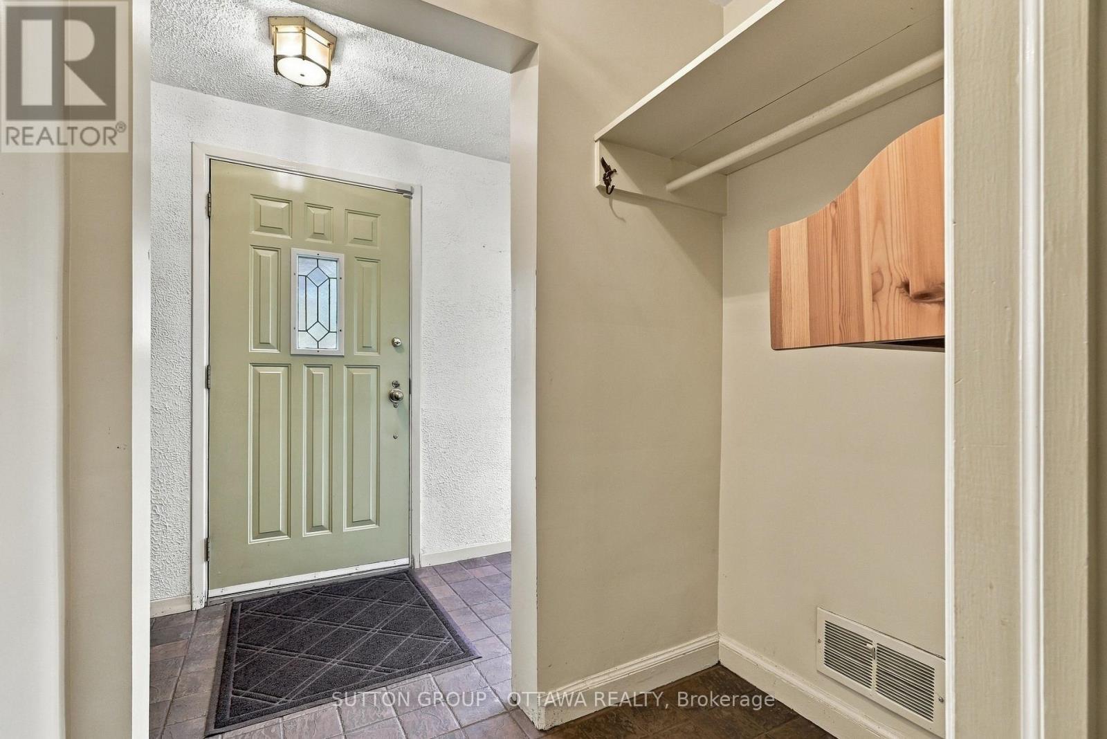 556 Westminster Avenue NW, Ottawa, Ontario  K2A 2V3 - Photo 5 - X14089778
