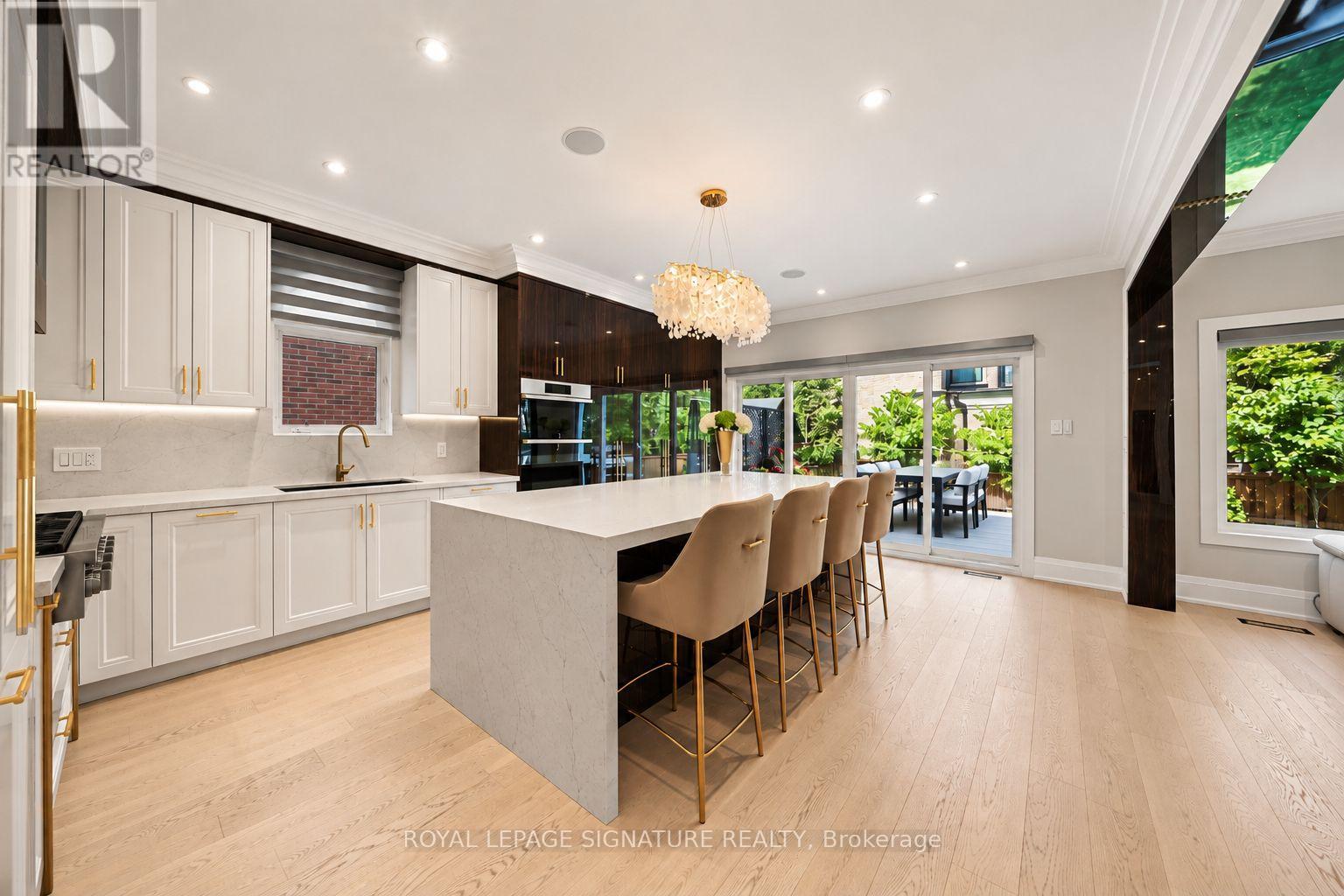 492 Old Orchard Grove, Toronto, Ontario  M5M 2G5 - Photo 18 - C13775840