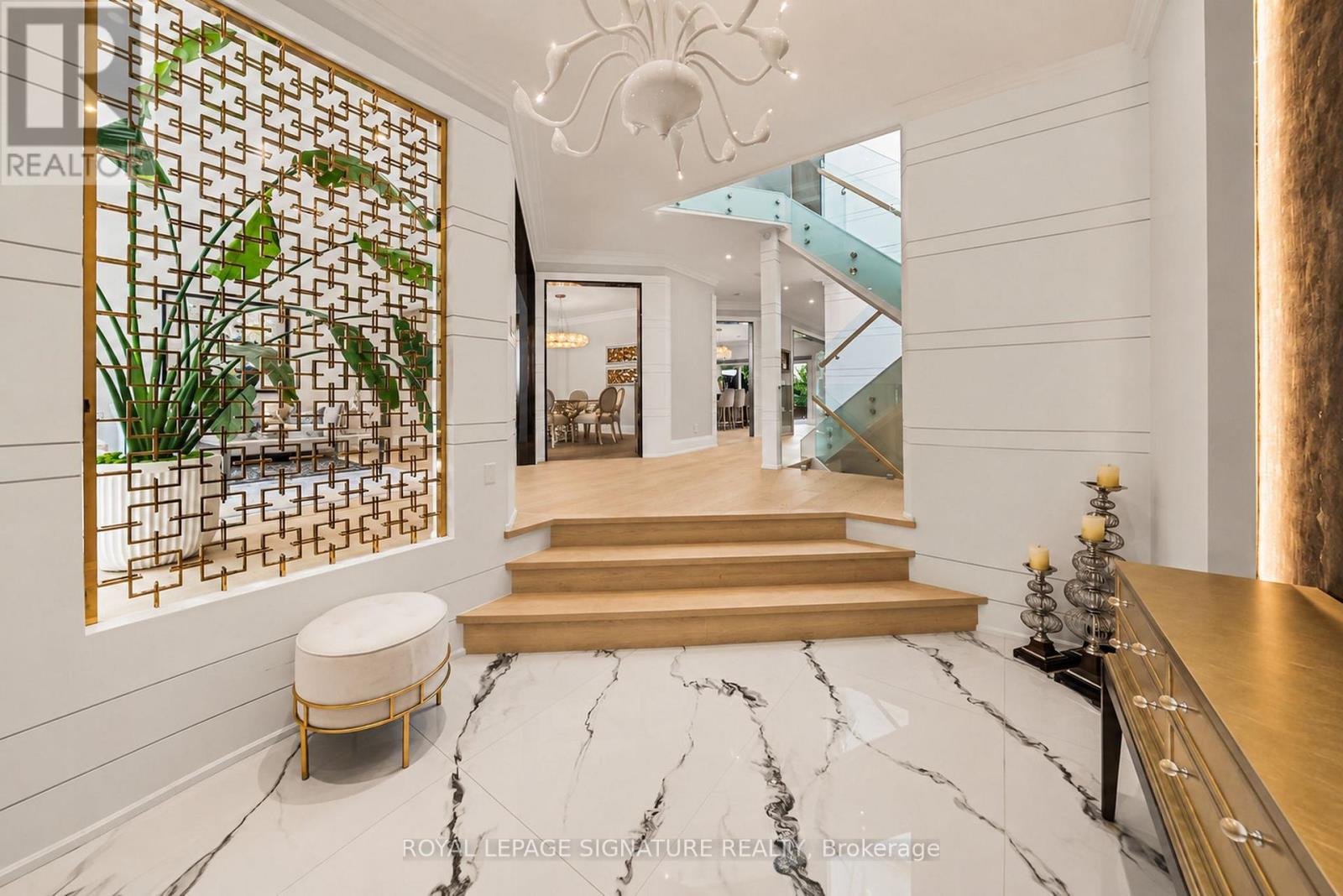 492 Old Orchard Grove, Toronto, Ontario  M5M 2G5 - Photo 6 - C13775840