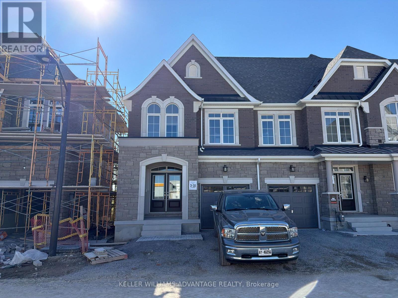 10 - 78 GATHERING LANE, Richmond Hill, Ontario