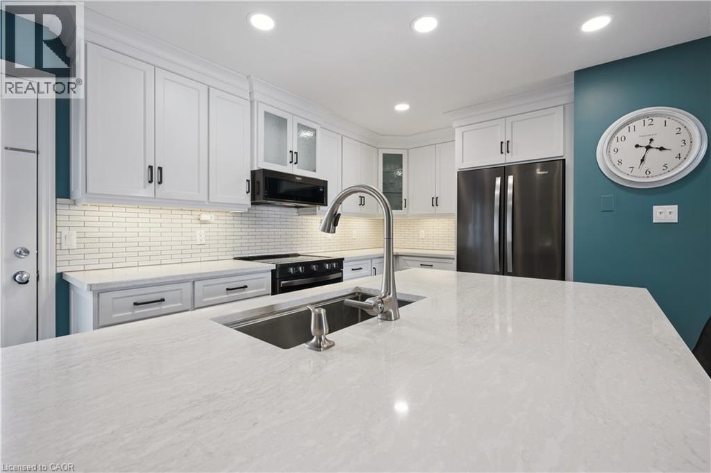 258 Dearborn Boulevard, Waterloo, Ontario  N2J 4Y6 - Photo 8 - 40868847