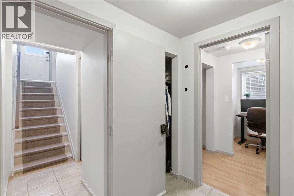 6352 Travois Crescent NW, Calgary, Alberta  T2K 3S7 - Photo 26 - A2351340