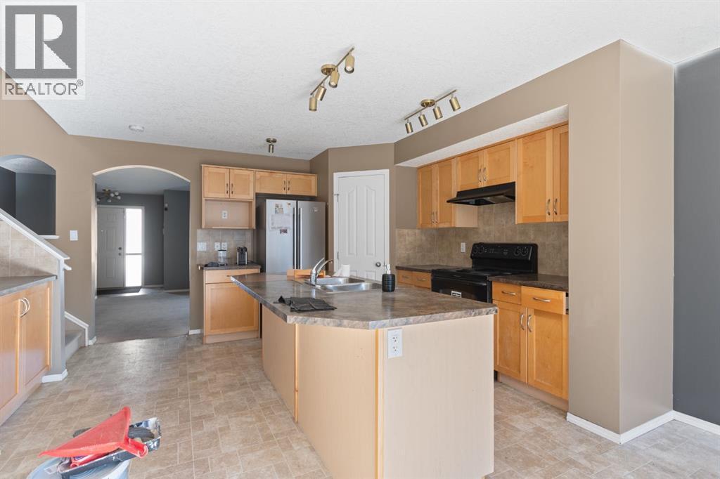 23 Saddlecrest Way NE Calgary Alberta Canada T3J5N7 5