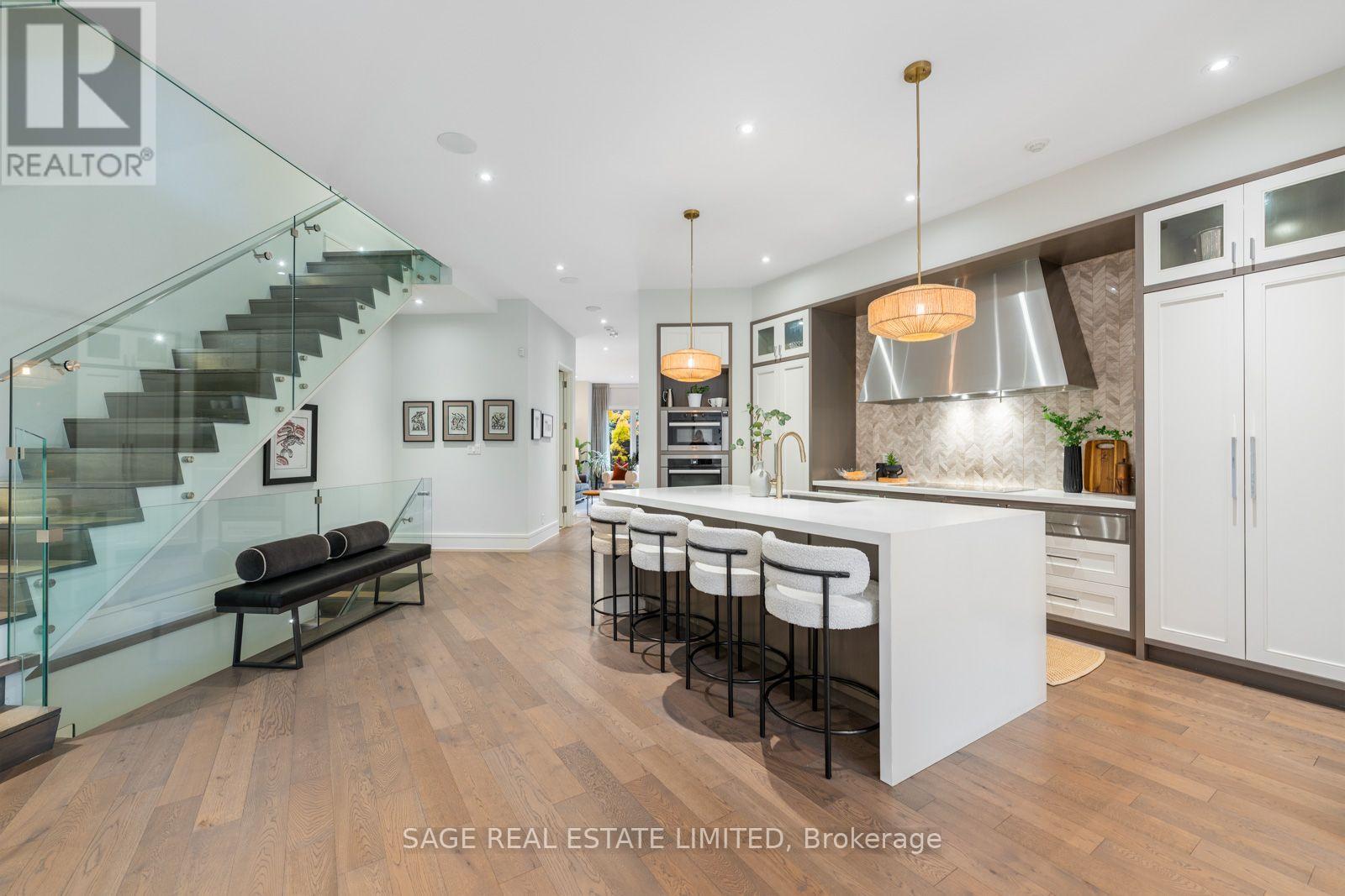 5 Thurloe Avenue, Toronto, Ontario  M4S 0B4 - Photo 6 - C14087682