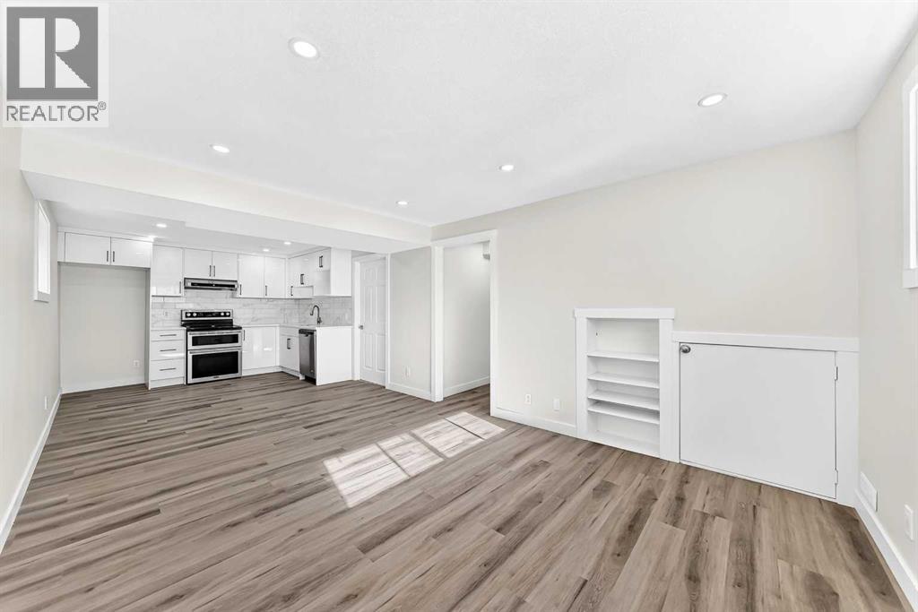 235 Margate Close NE