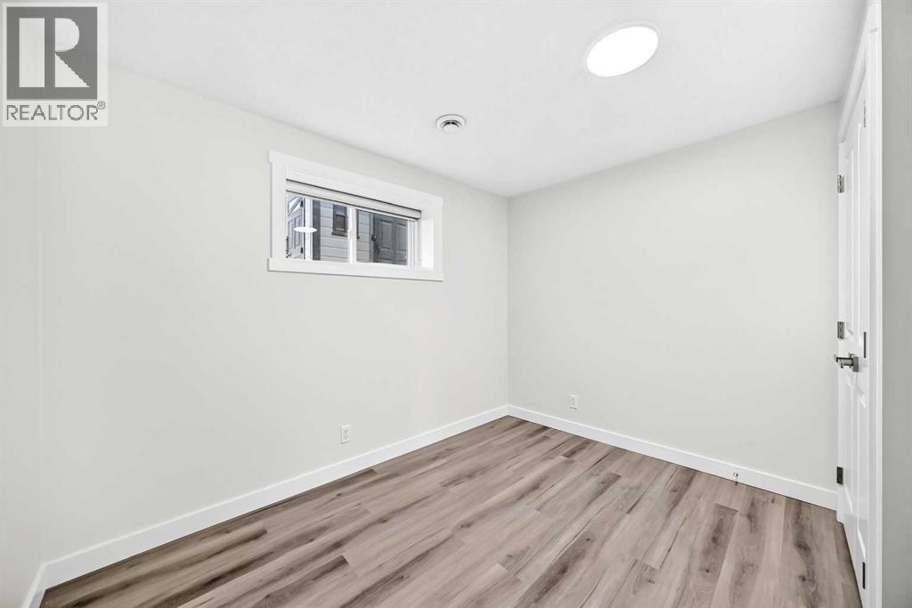 235 Margate Close NE