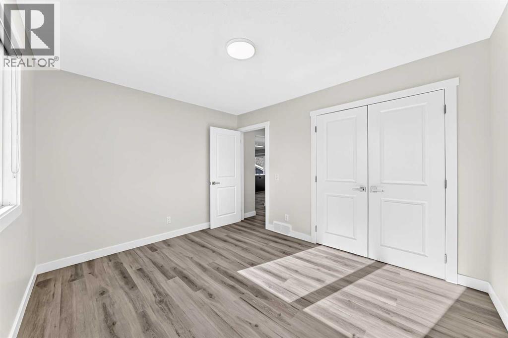 235 Margate Close NE